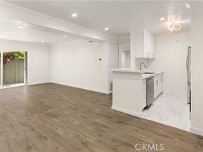 18620 Hatteras 173, Tarzana (los Angeles) CA 91356