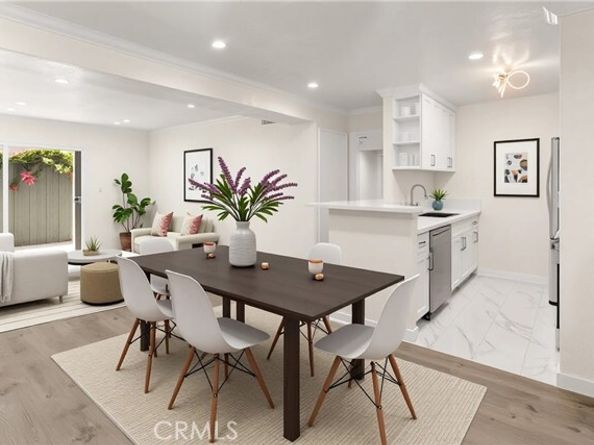 18620 Hatteras 173, Tarzana (los Angeles) CA 91356