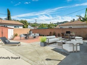 10515 Lanark, Sun Valley (los Angeles) CA 91352