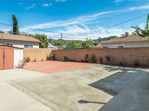10515 Lanark, Sun Valley (los Angeles) CA 91352