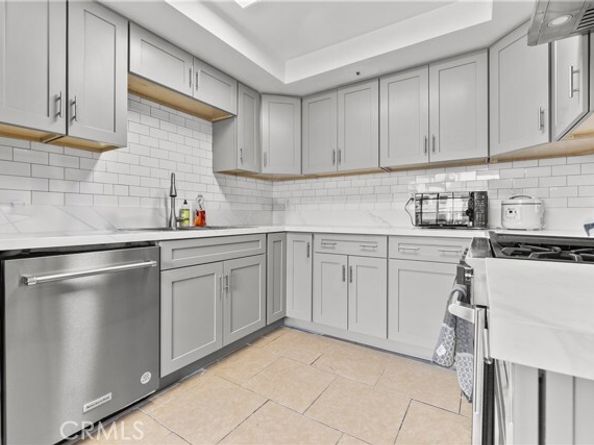 3702 W 126th, Hawthorne CA 90250