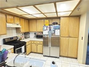3702 W 126th, Hawthorne CA 90250