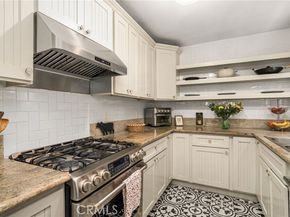 5130 W 20th, Los Angeles CA 90016