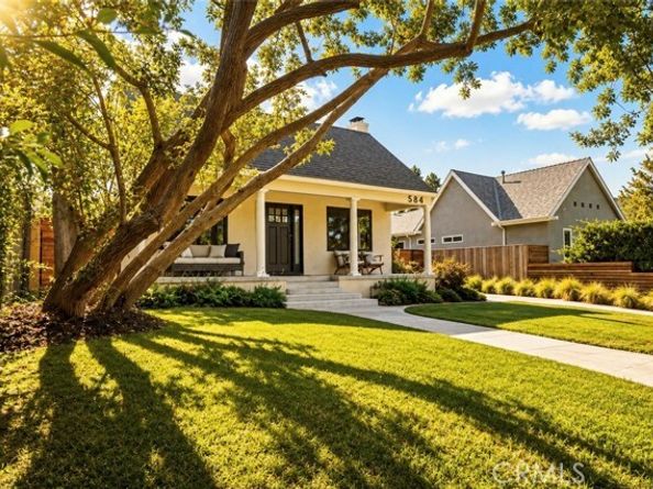 584 N Plymouth, Los Angeles CA 90004