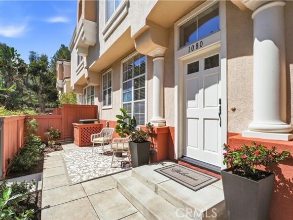 1080 South Rossano Way, Anaheim CA 92808