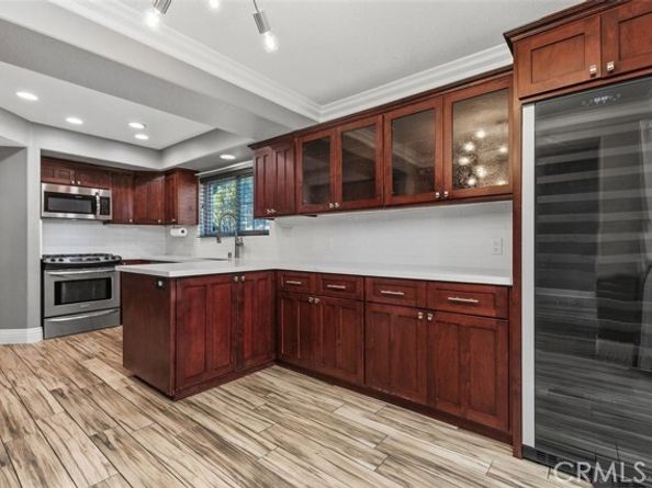 510 S Hollydale, Anaheim CA 92808