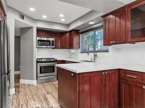 510 S Hollydale, Anaheim CA 92808