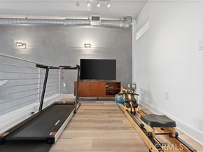 706 N Santiago Street, Santa Ana CA 92701