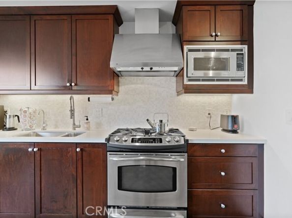 706 N Santiago Street, Santa Ana CA 92701