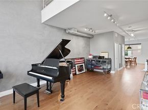 706 N Santiago Street, Santa Ana CA 92701