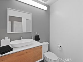 706 N Santiago Street, Santa Ana CA 92701