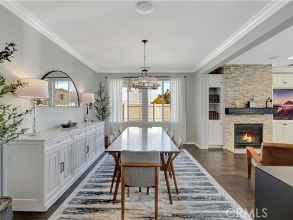 302 Summit Crest Drive, Lake Forest (el Toro) CA 92630