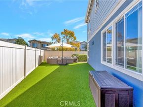 302 Summit Crest Drive, Lake Forest (el Toro) CA 92630
