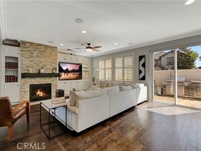 302 Summit Crest Drive, Lake Forest (el Toro) CA 92630