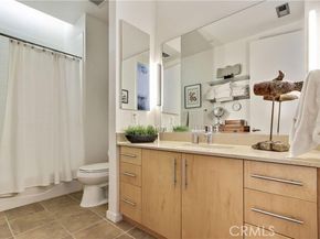 133 The Promenade 408, Long Beach CA 90802