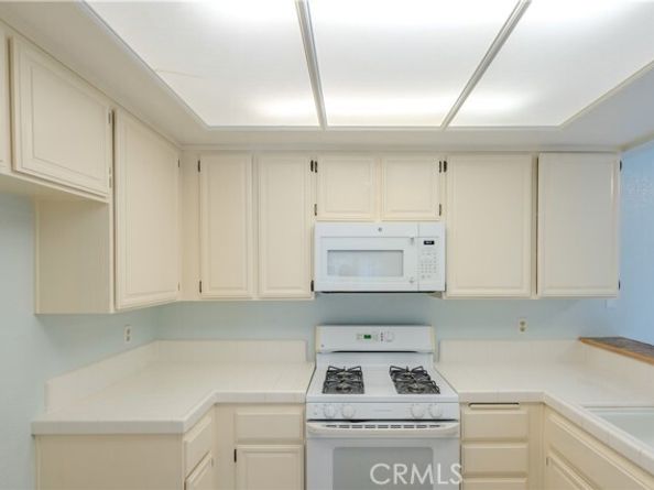 1430 Brett Place 12, San Pedro (los Angeles) CA 90732