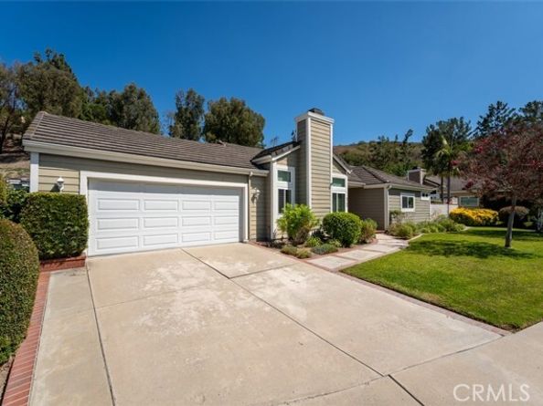 5760 E Hudson Bay Drive, Anaheim CA 92807