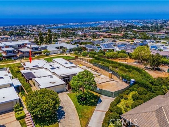 21 Beachcomber Drive, Corona Del Mar (newport Beach) CA 92625