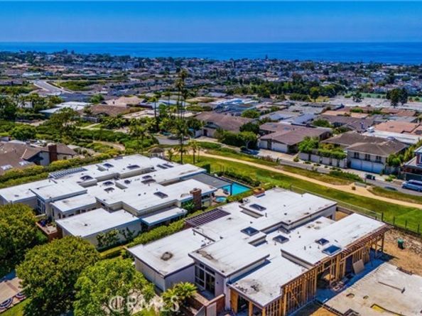 21 Beachcomber Drive, Corona Del Mar (newport Beach) CA 92625