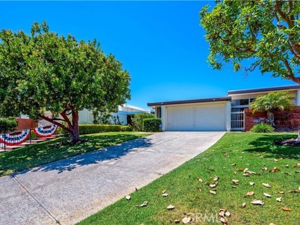 21 Beachcomber Drive, Corona Del Mar (newport Beach) CA 92625