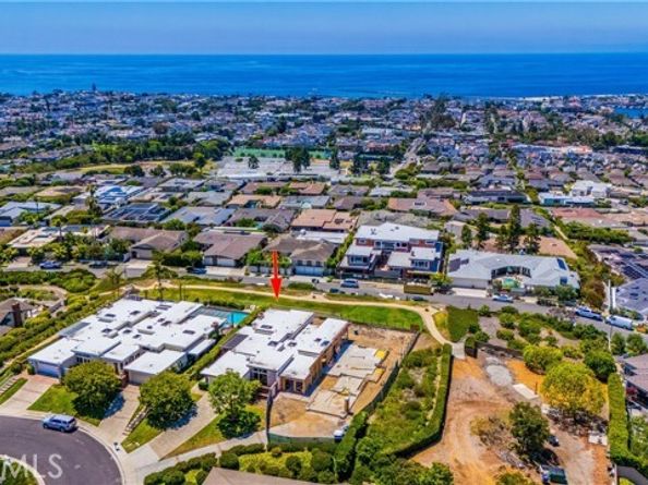 21 Beachcomber Drive, Corona Del Mar (newport Beach) CA 92625