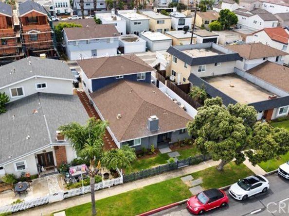 522 17th, Huntington Beach CA 92648