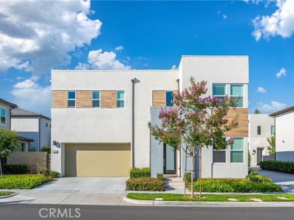 220 Amber Oak, Lake Forest (el Toro) CA 92630