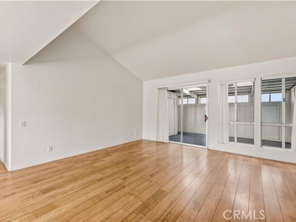 3685 Vista Campana 68, Oceanside CA 92057