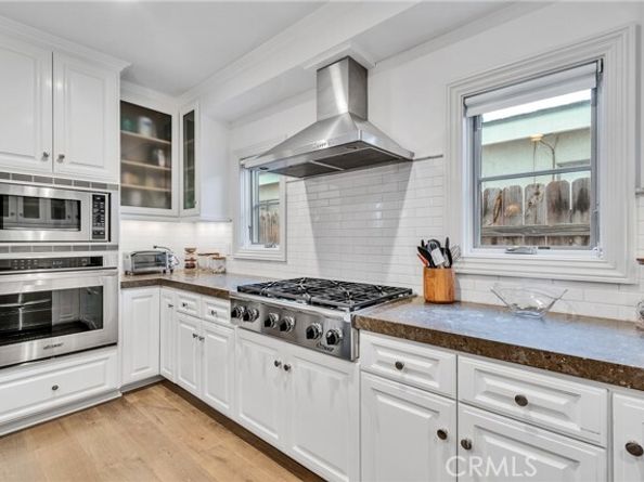 613 Larkspur Avenue, Corona Del Mar (newport Beach) CA 92625