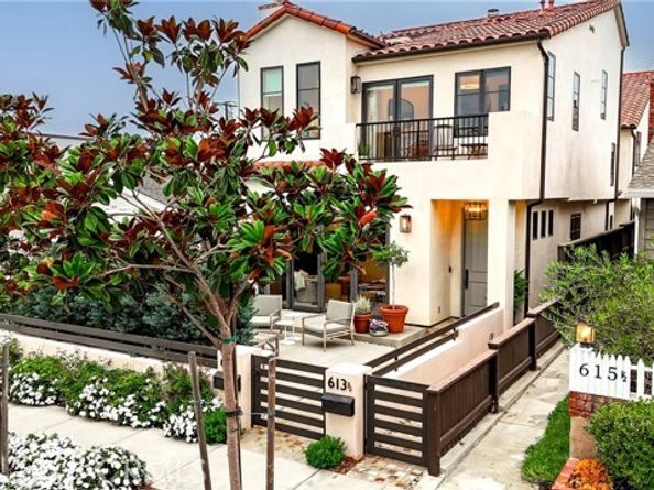 613 Larkspur Avenue, Corona Del Mar (newport Beach) CA 92625