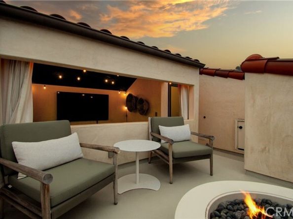 613 Larkspur Avenue, Corona Del Mar (newport Beach) CA 92625