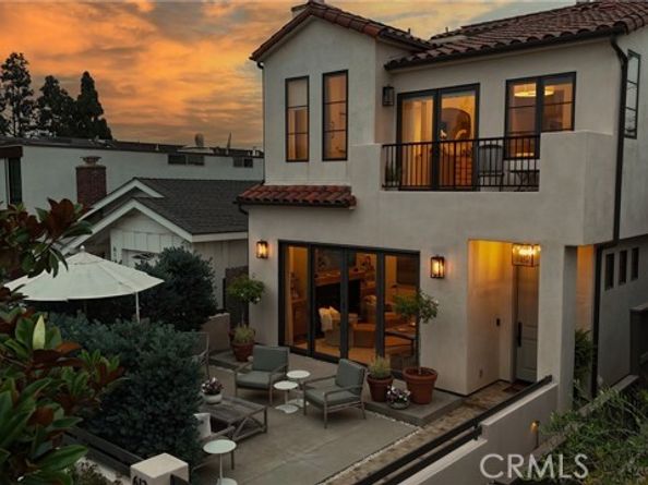 613 Larkspur Avenue, Corona Del Mar (newport Beach) CA 92625
