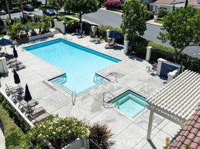 4 Navarre 126, Irvine CA 92612