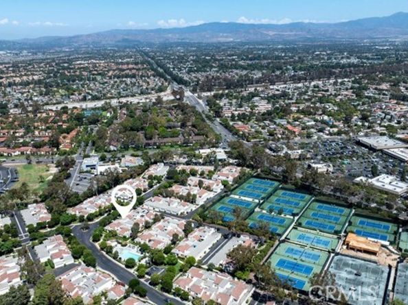 4 Navarre 126, Irvine CA 92612