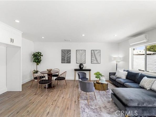 11443 Saticoy Street, North Hollywood (los Angeles) CA 91605