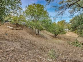 8455 McGroarty Street, Sunland (los Angeles) CA 91040