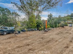 8455 McGroarty Street, Sunland (los Angeles) CA 91040