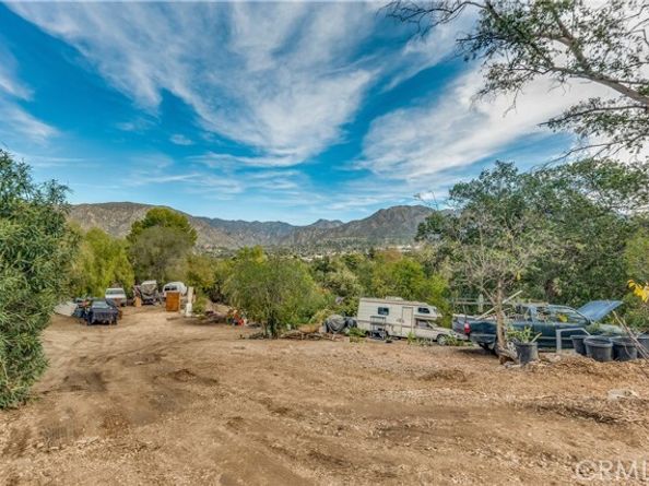 8455 McGroarty Street, Sunland (los Angeles) CA 91040