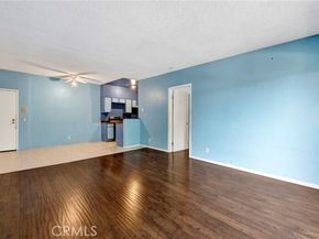 20234 Cantara Street 314, Winnetka (los Angeles) CA 91306