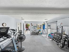 7135 Coldwater Canyon Avenue 16, North Hollywood (los Angeles) CA 91605