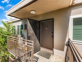 7135 Coldwater Canyon Avenue 16, North Hollywood (los Angeles) CA 91605