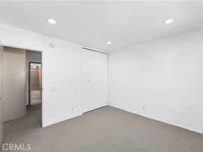 7135 Coldwater Canyon Avenue 16, North Hollywood (los Angeles) CA 91605