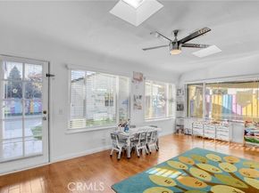 6331 Murietta, Los Angeles CA 91401