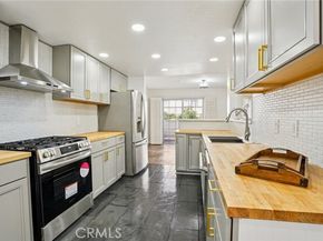 11300 Foothill Blvd 97, Sylmar (los Angeles) CA 91342