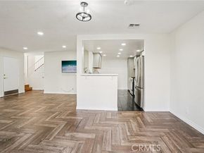 11300 Foothill Blvd 97, Sylmar (los Angeles) CA 91342