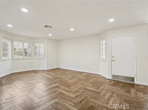 11300 Foothill Blvd 97, Sylmar (los Angeles) CA 91342