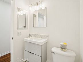 11300 Foothill Blvd 97, Sylmar (los Angeles) CA 91342