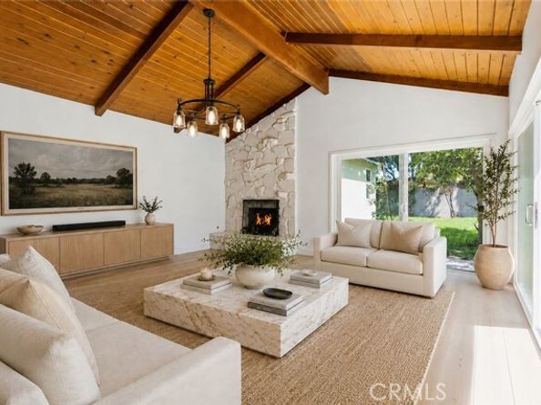 11215 Lull, Los Angeles CA 91352
