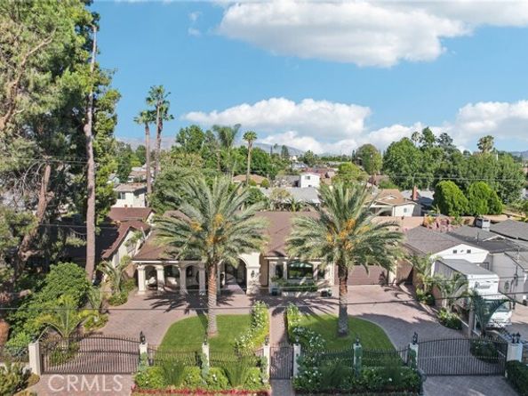 6850 Longridge Avenue, North Hollywood (los Angeles) CA 91605