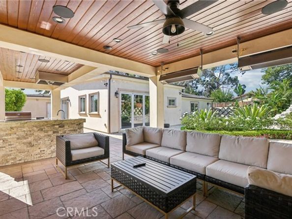 6850 Longridge Avenue, North Hollywood (los Angeles) CA 91605